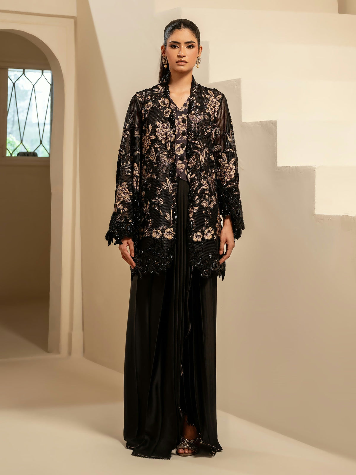 Iqa Lea '26 - Aloise - Black