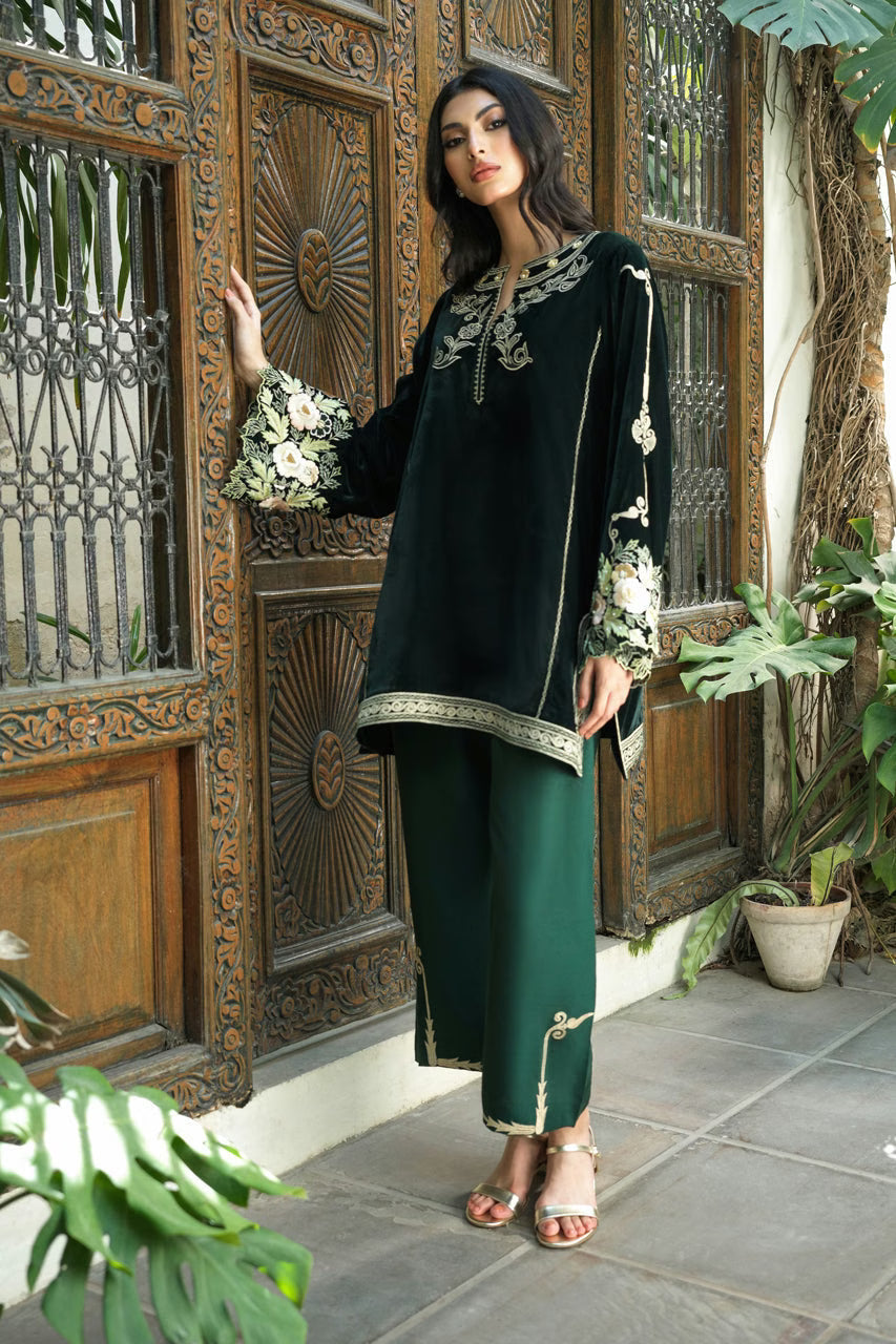Sania Maskatiya Velvet Edit '26 - Aria