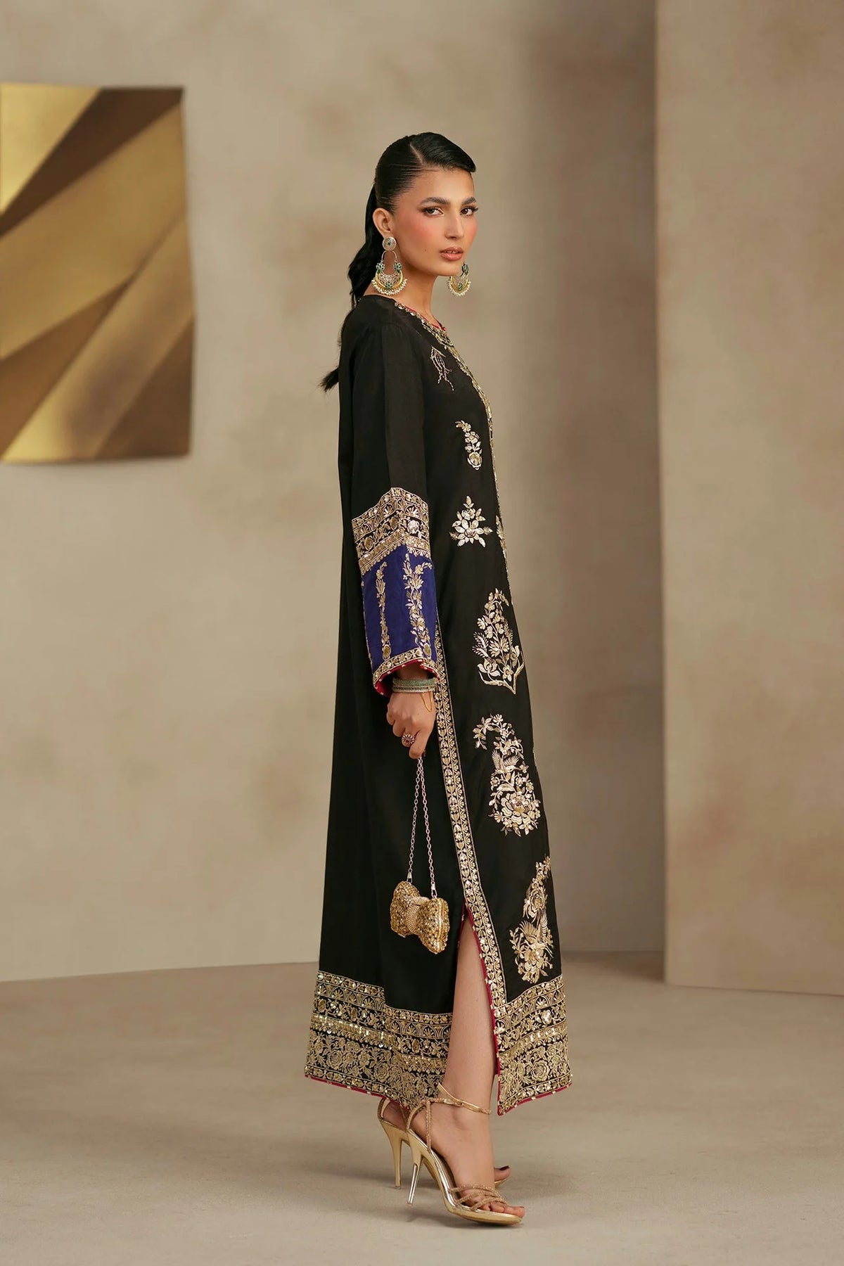 Ethnc Women Boutique '26 - EMBROIDERED KAFTAN | E1251-104-901