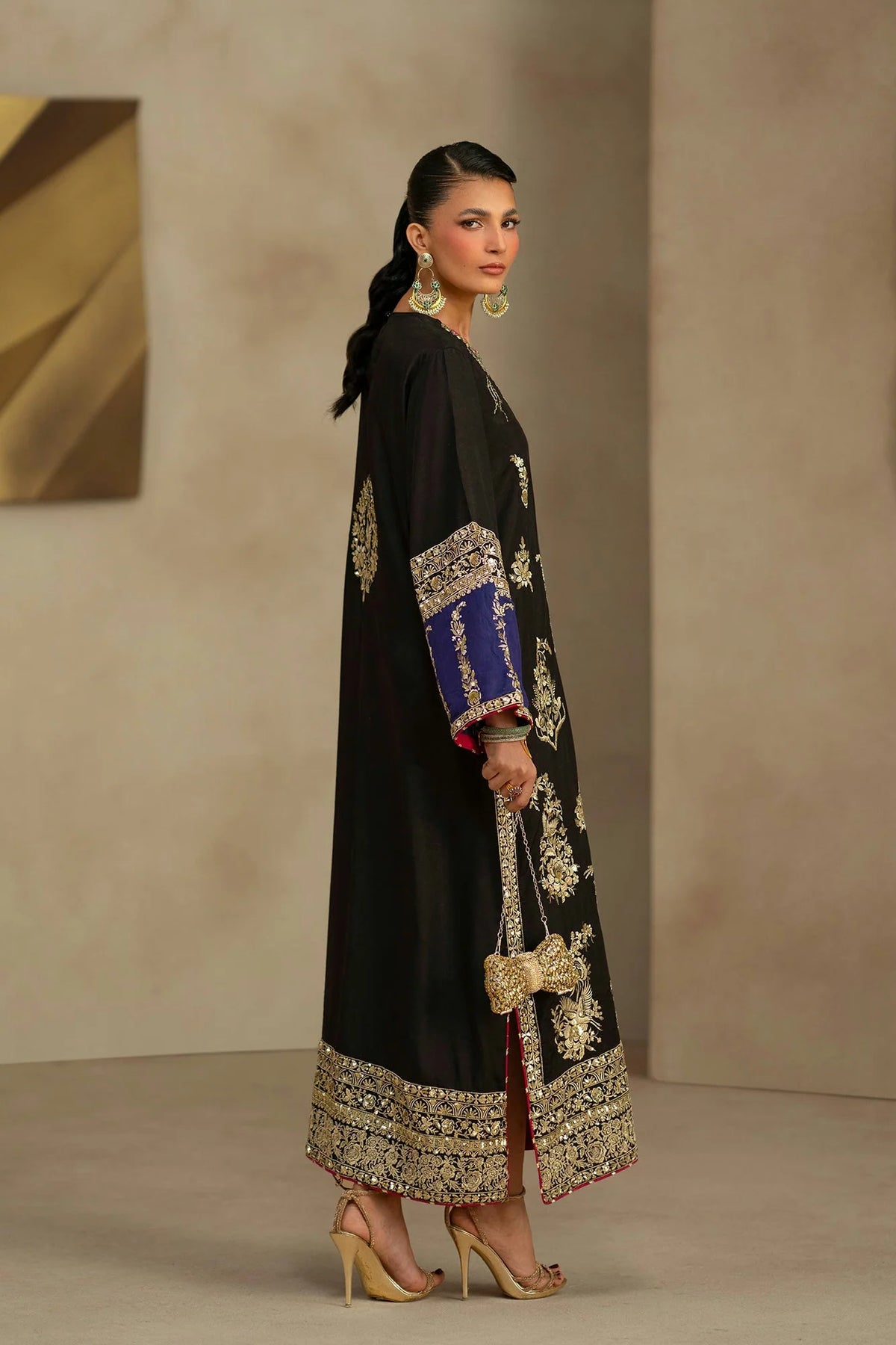 Ethnc Women Boutique '26 - EMBROIDERED KAFTAN | E1251-104-901