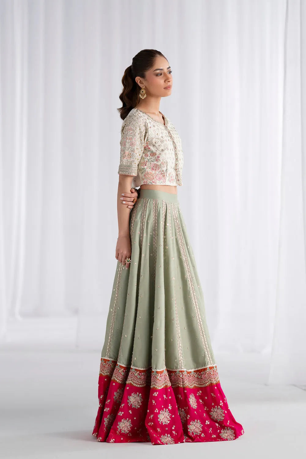 Ethnc Boutique Collection A/W '25 Drop III - Embroidered Suit | E0947/104/001