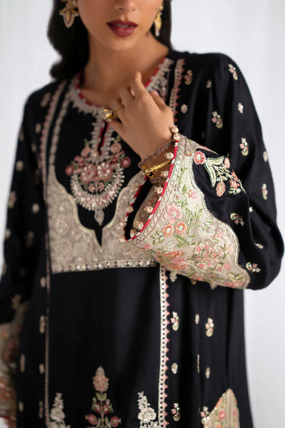 Ethnc Boutique Collection A/W '25 Drop III - Embroidered Suit | E0970/104/901