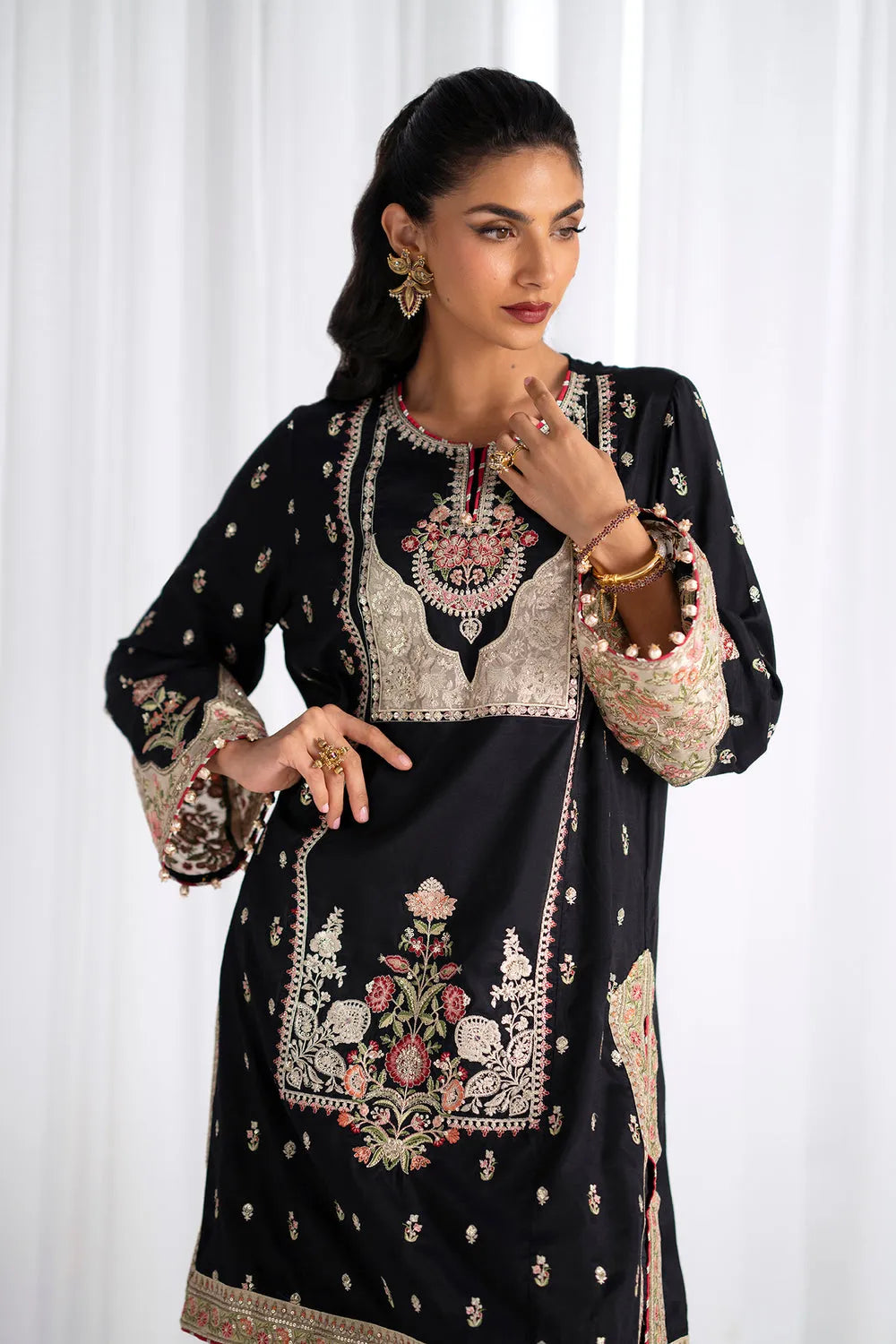 Ethnc Boutique Collection A/W '25 Drop III - Embroidered Suit | E0970/104/901