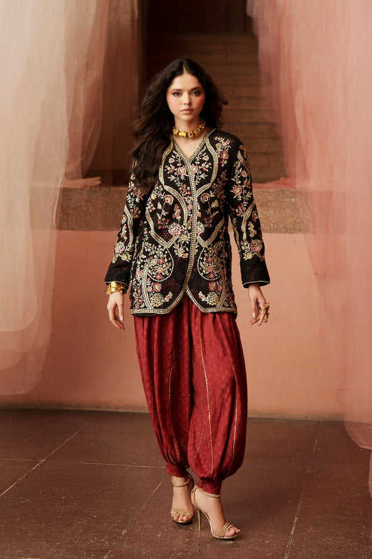 Ethnc Women Boutique '26 - Embroidered Suit | E1200/104/902