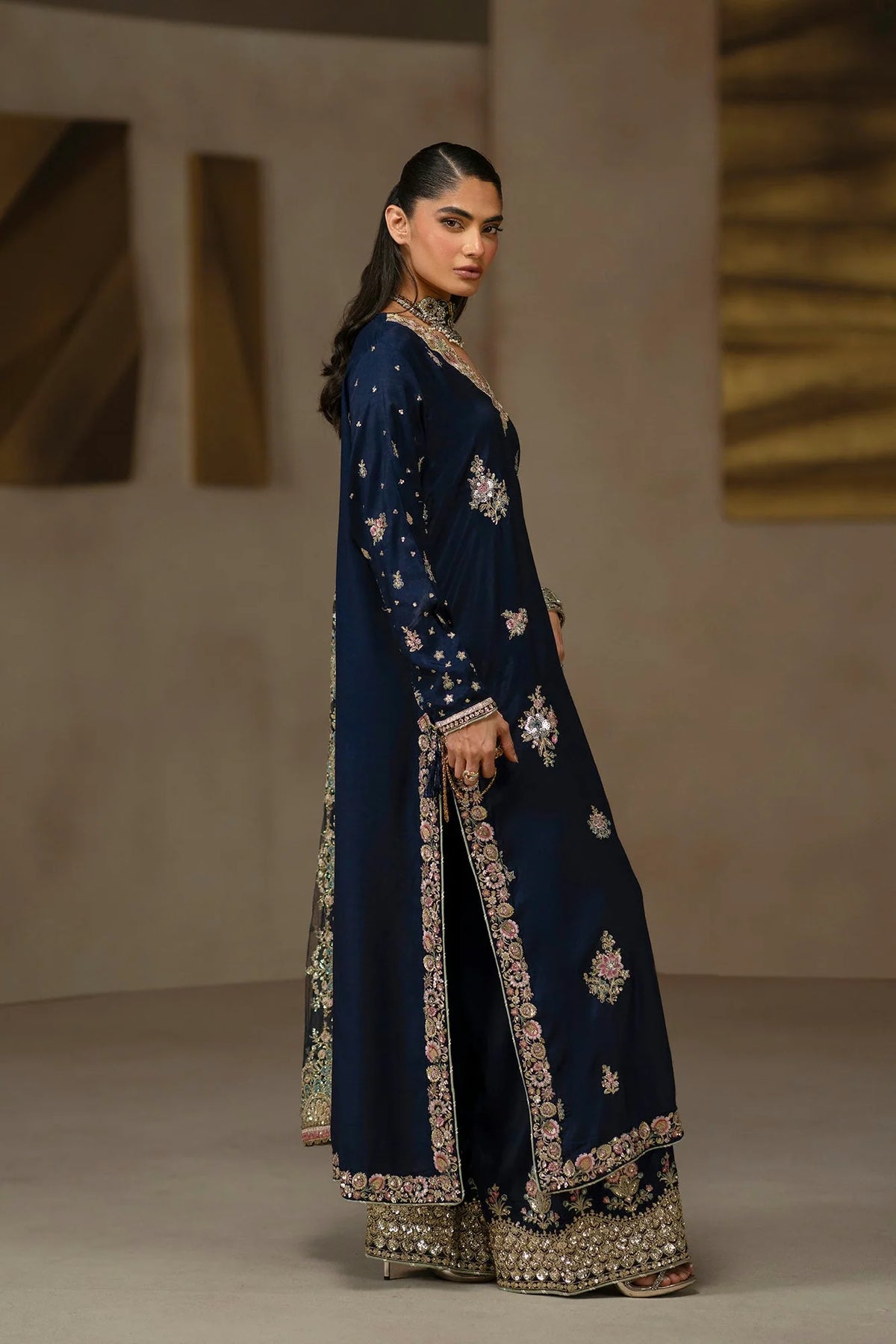 Ethnc Women Boutique '26 - EMBROIDERED SUIT | E1221/104/619
