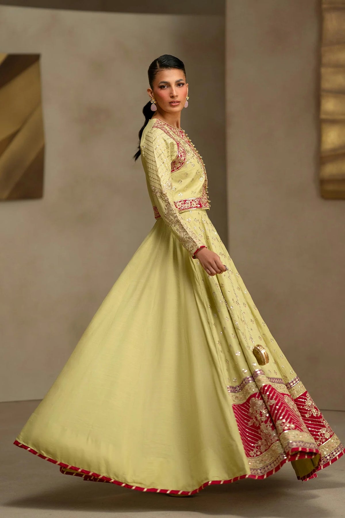 Ethnc Women Boutique '26 - EMBROIDERED SUIT | E1255-104-130