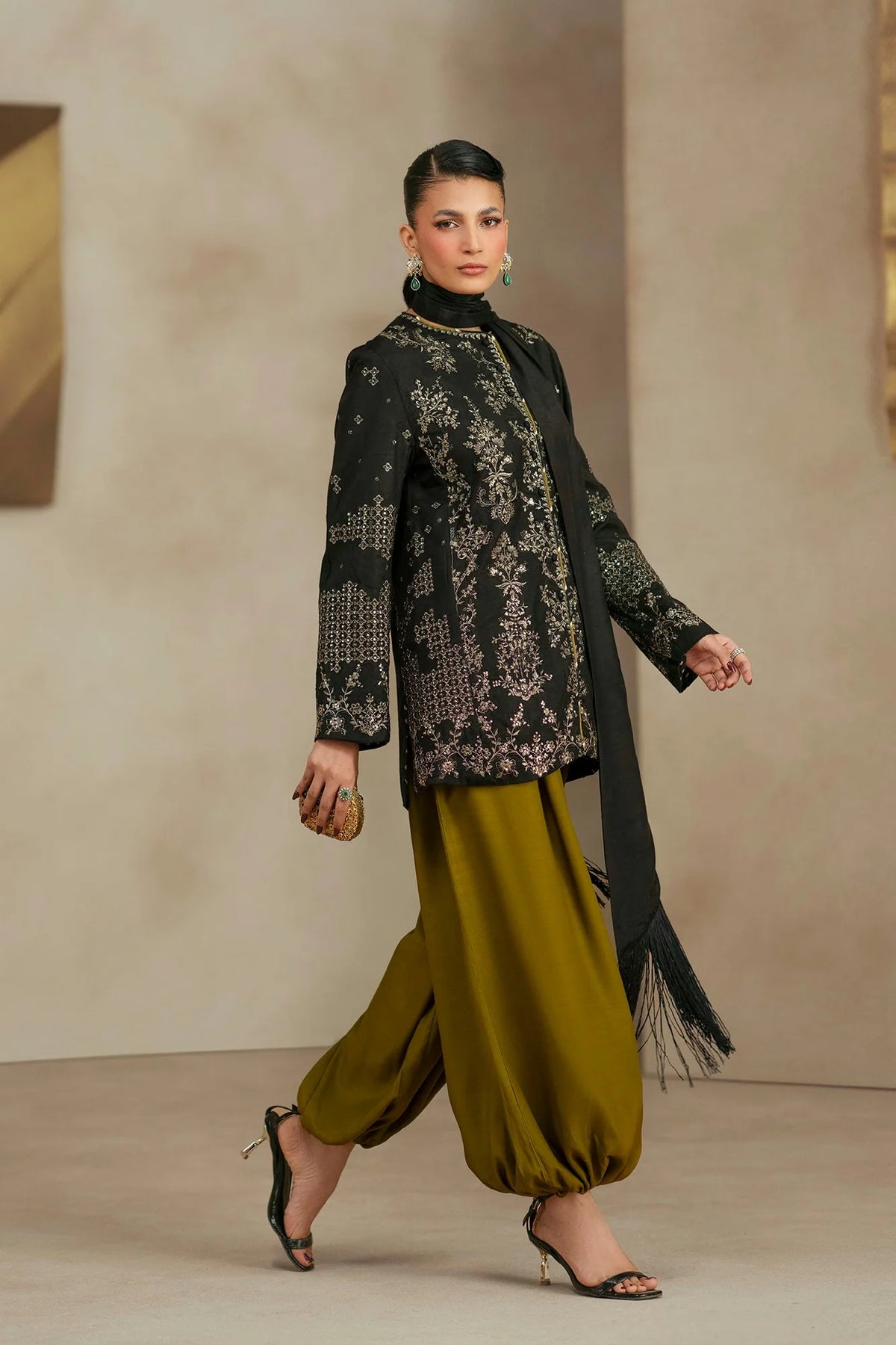 Ethnc Women Boutique '26 - EMBROIDERED SUIT | E1274-104-901