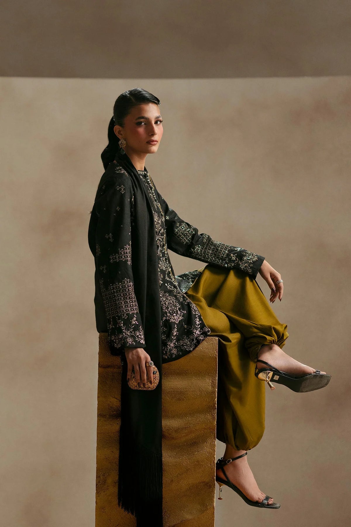 Ethnc Women Boutique '26 - EMBROIDERED SUIT | E1274-104-901
