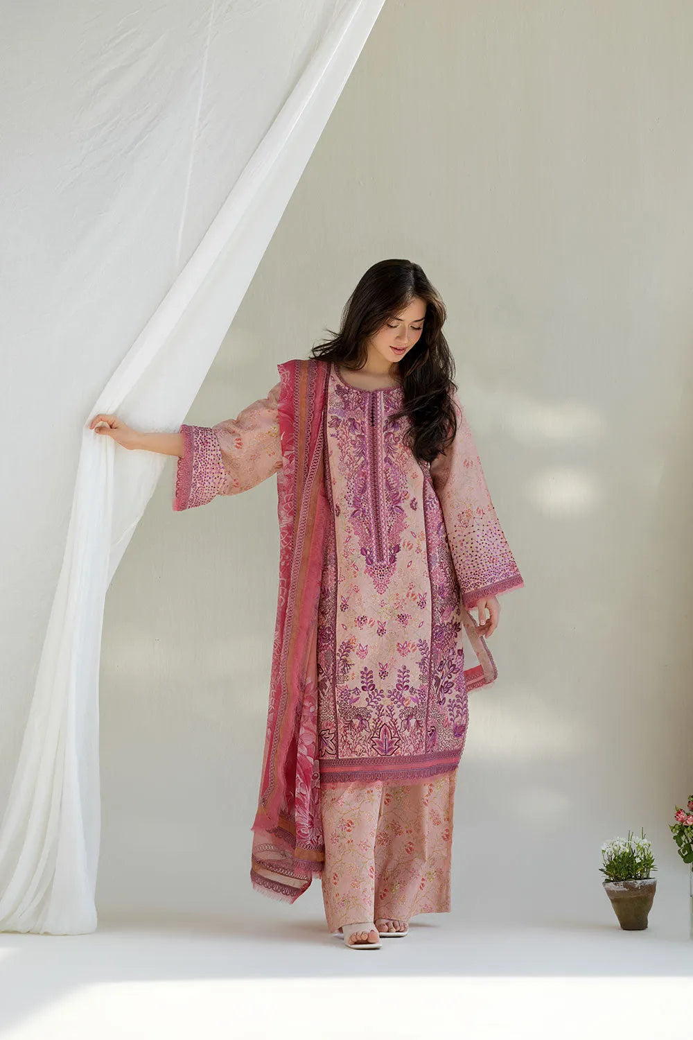 Sobia Nazir Vital '26 - Design 5B Vital 2026 Unstitched