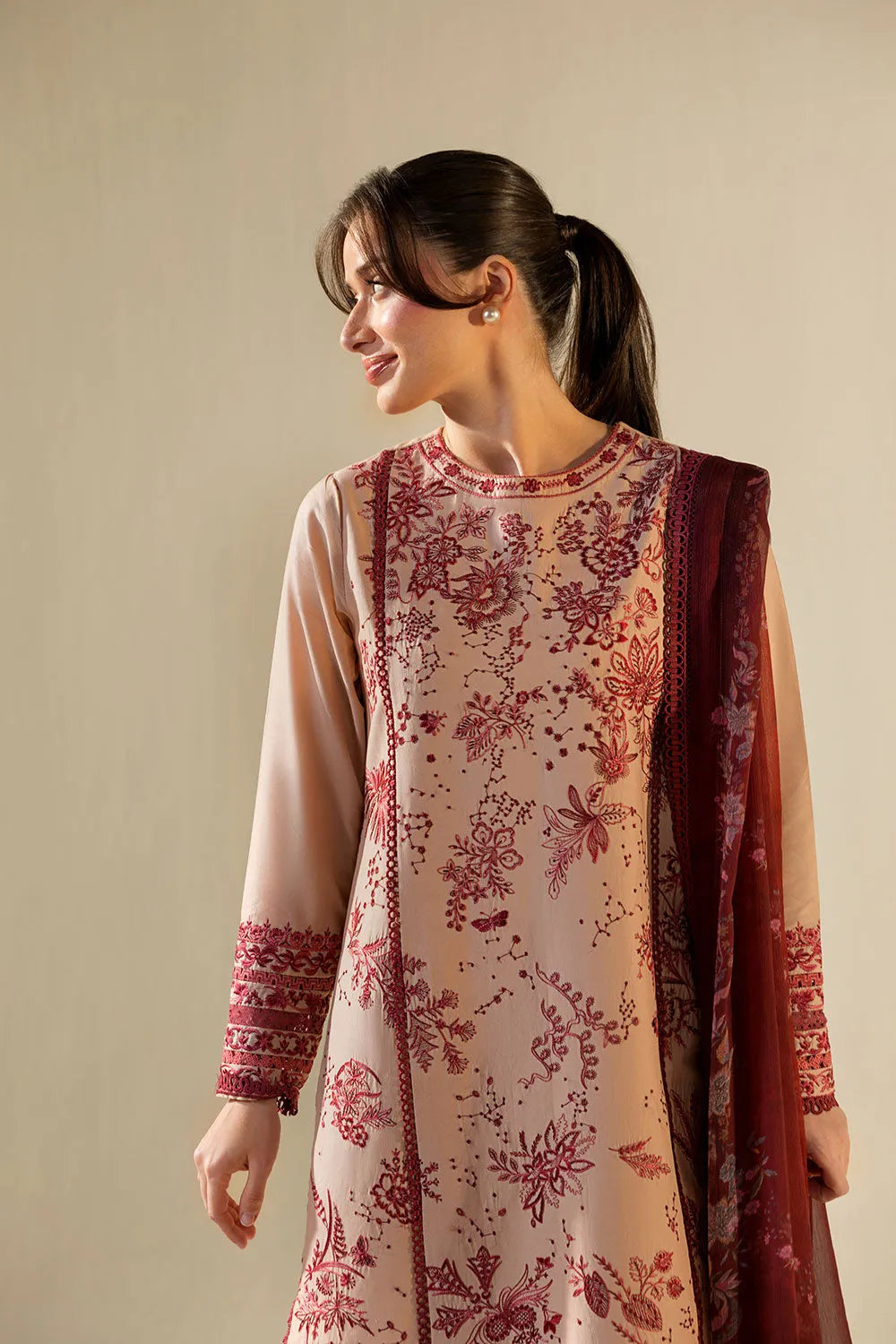 Sobia Nazir Vital '26 - Design 9A Vital 2026 Unstitched