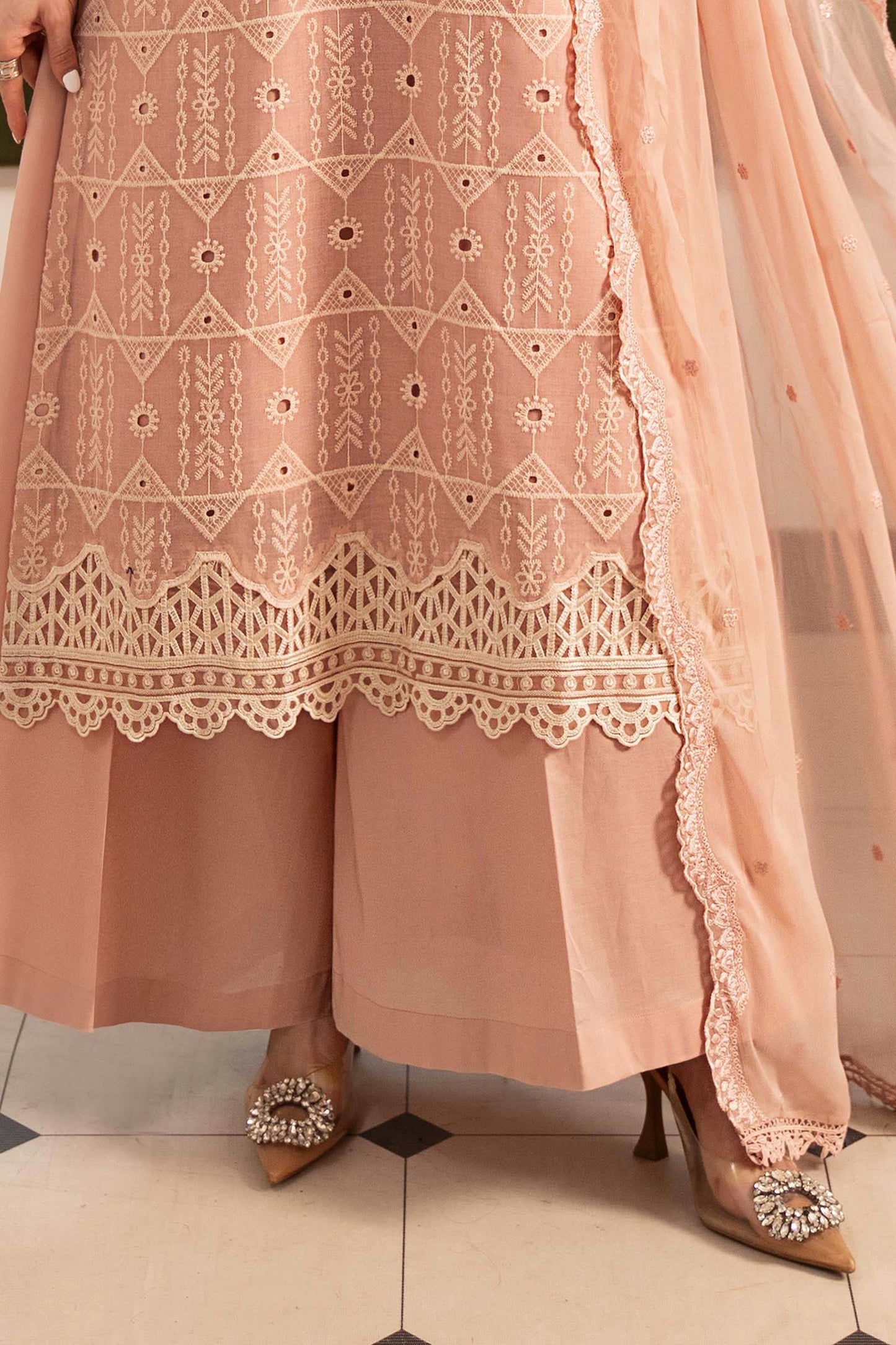 Maria.B Desi Summer Pie '26 - 3 Piece Embroidered Lawn Suit | Dwa2680-esm-pnk