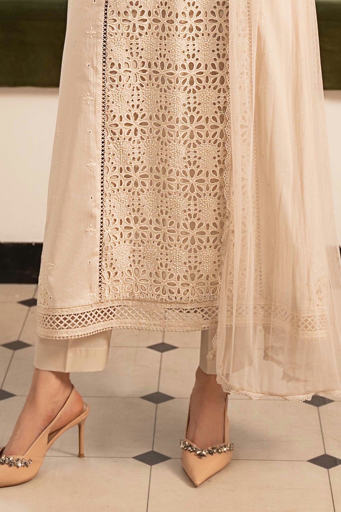 Maria.B Desi Summer Pie '26 - 3 Piece Embroidered Lawn Suit | Dwp2618-esm-beg