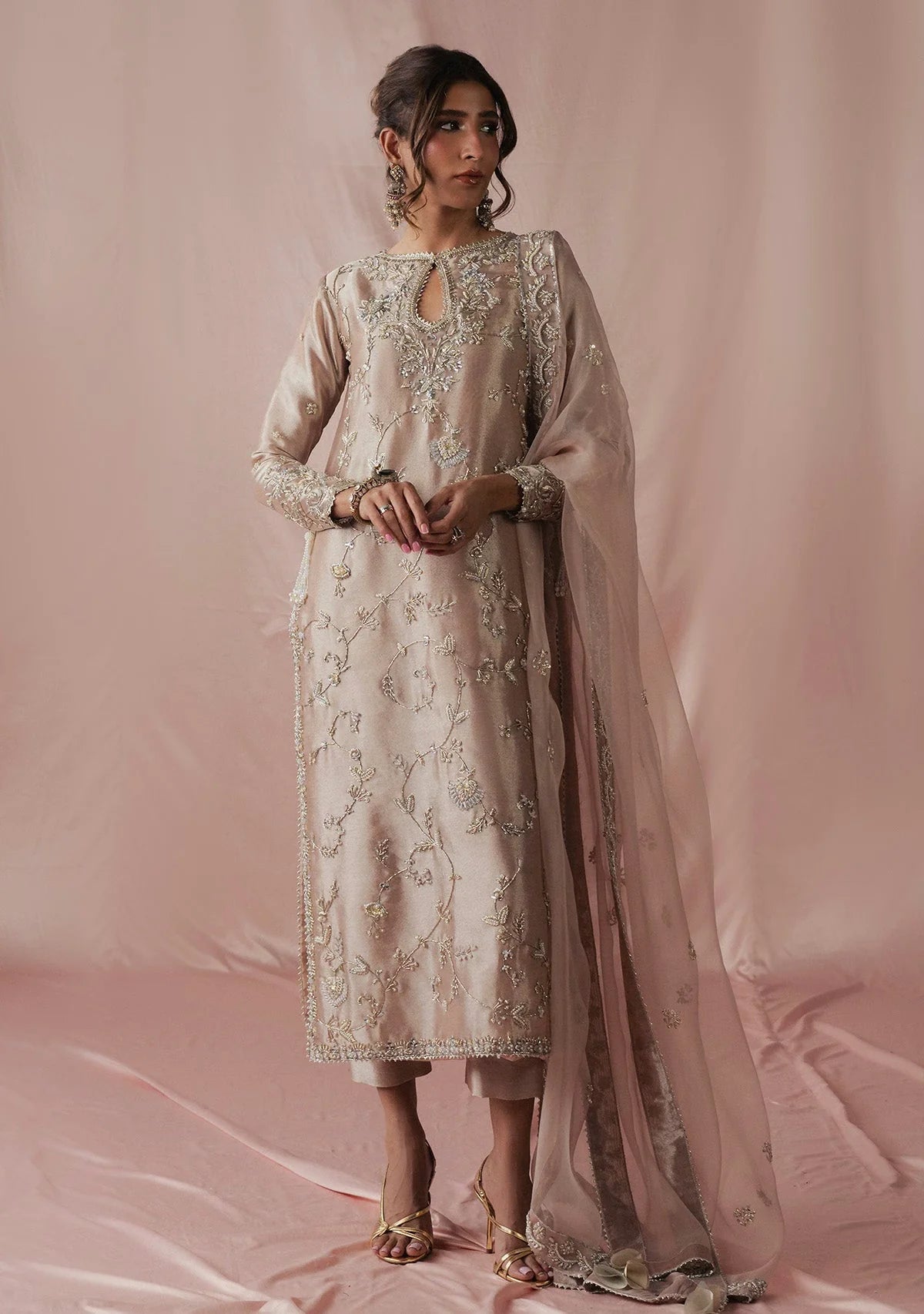 Zainab Zulfiqar New In '26 - Elnaz
