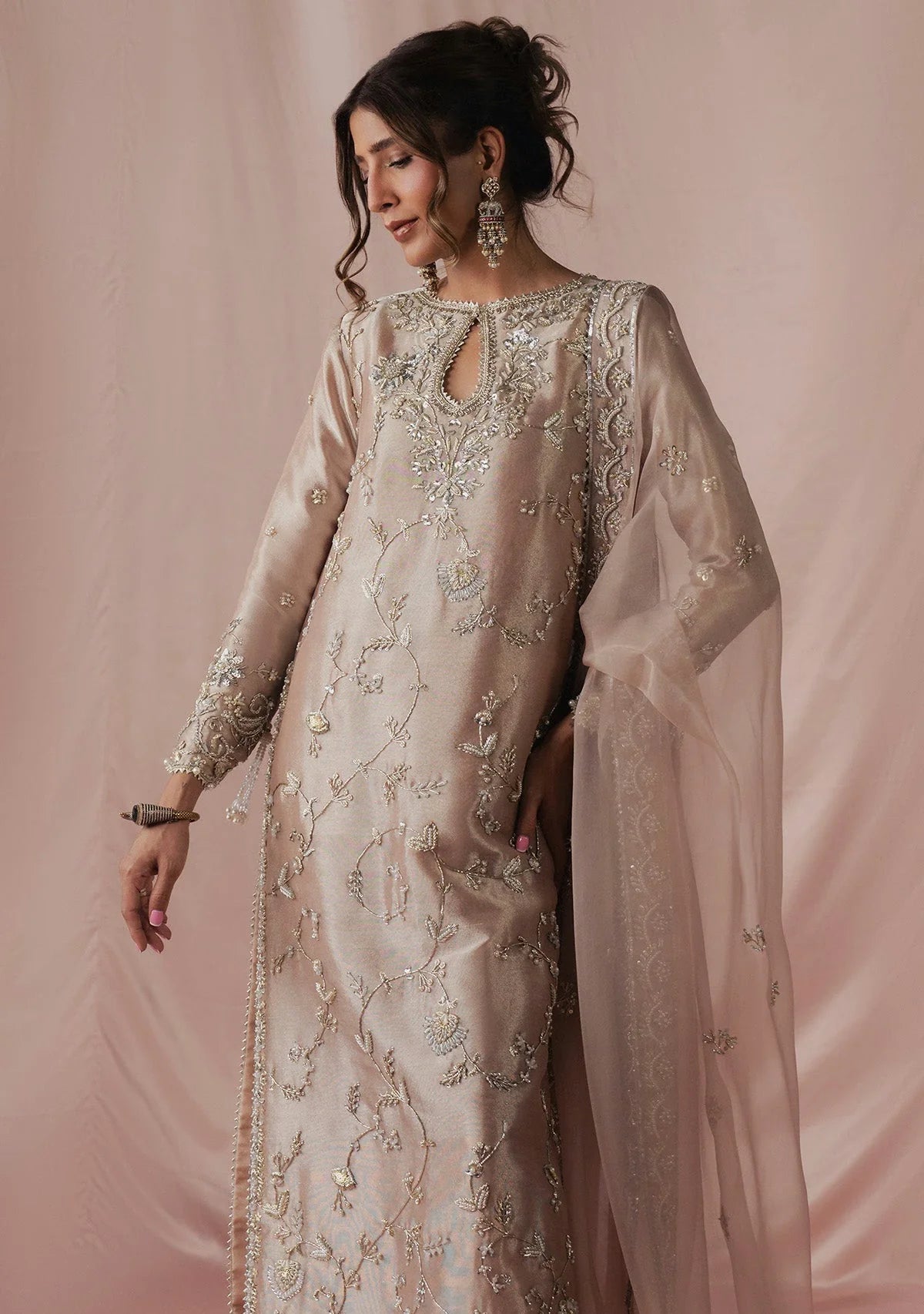 Zainab Zulfiqar New In '26 - Elnaz