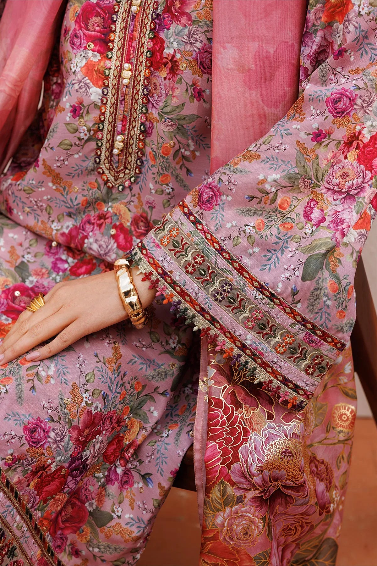 Baroque Summer RTW '26 - Embroidered Lawn F-4398