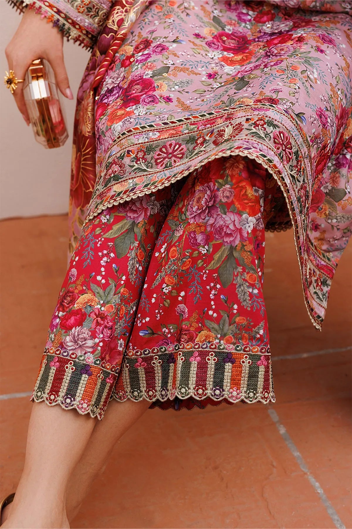 Baroque Summer RTW '26 - Embroidered Lawn F-4398