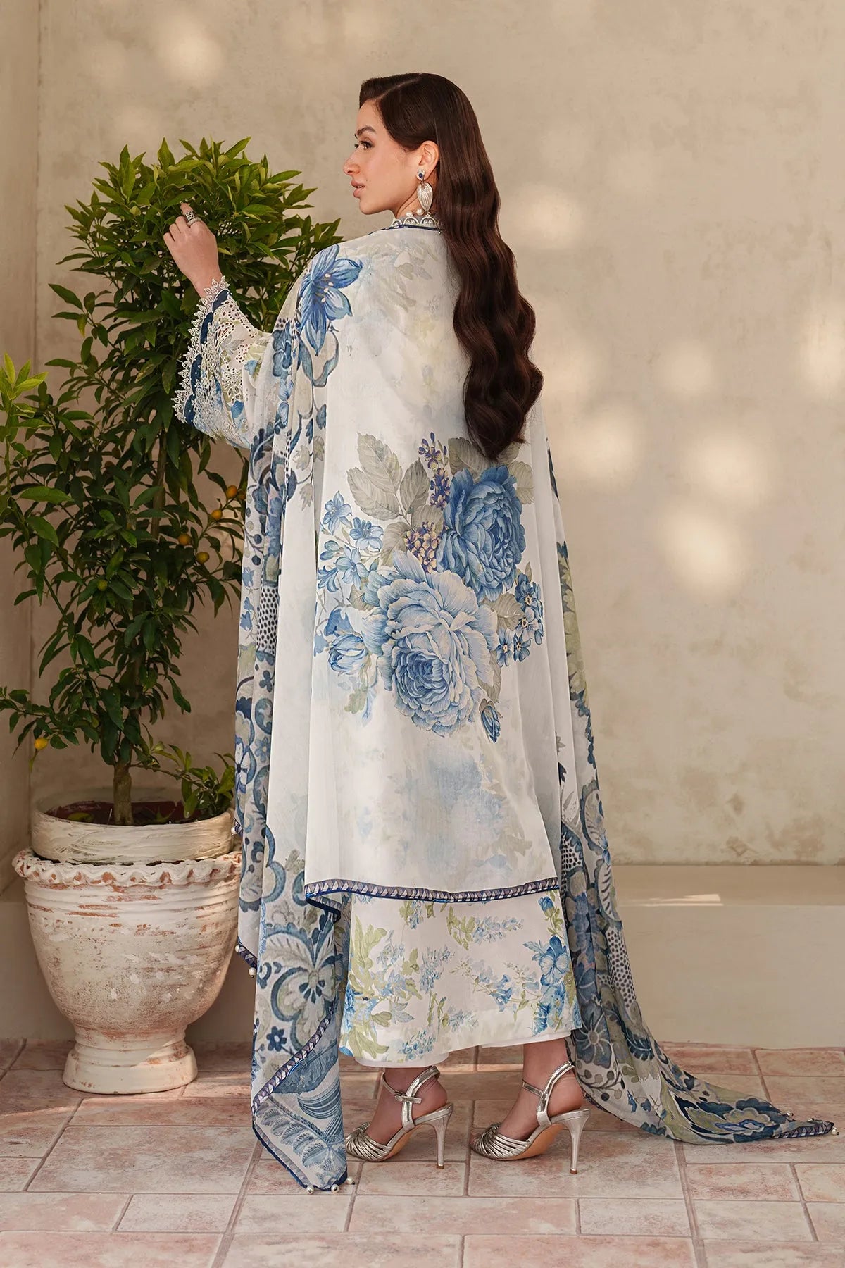 Baroque Summer RTW '26 - Embroidered Lawn F-4401