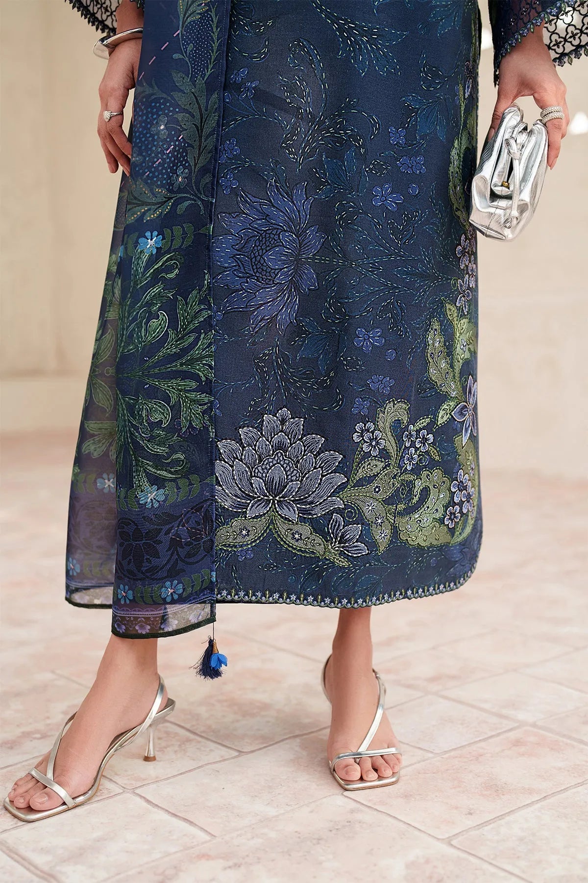 Baroque Summer RTW '26 - Embroidered Lawn F-4404