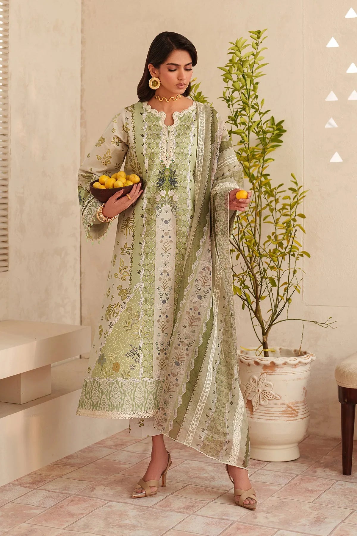 Baroque Summer RTW '26 - Embroidered Lawn F-4406
