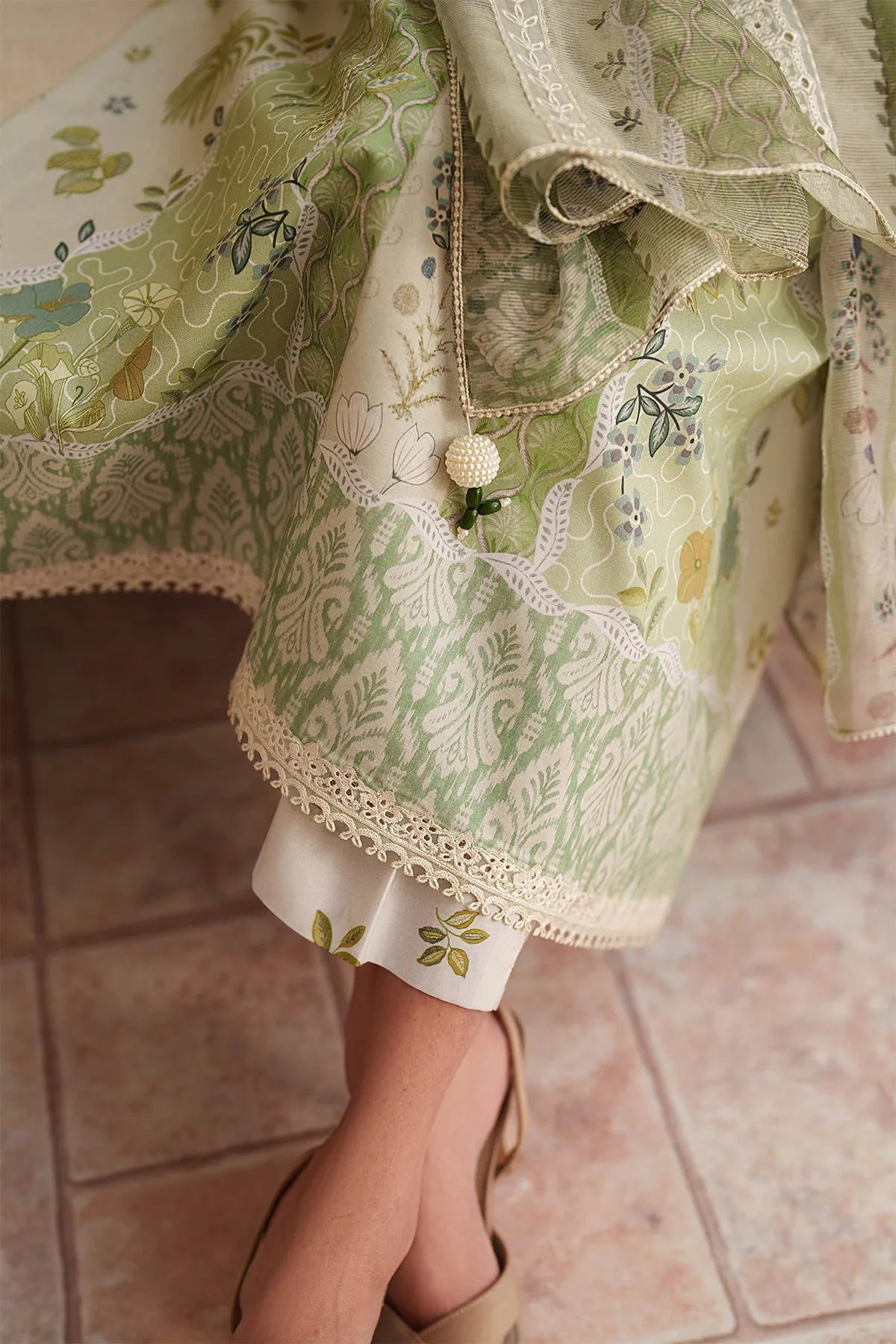 Baroque Summer RTW '26 - Embroidered Lawn F-4406