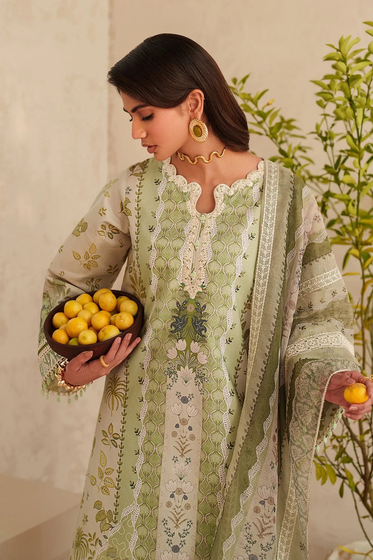 Baroque Summer RTW '26 - Embroidered Lawn F-4406