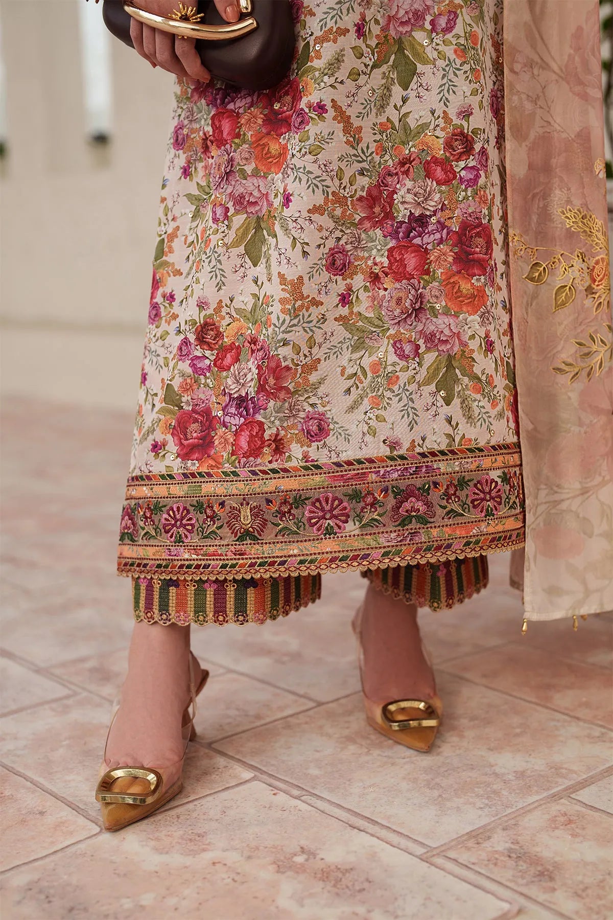 Baroque Summer RTW '26 - Embroidered Lawn F-4407