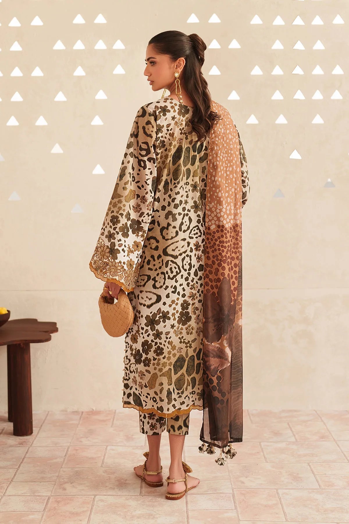 Baroque Summer RTW '26 - Embroidered Lawn F-4408