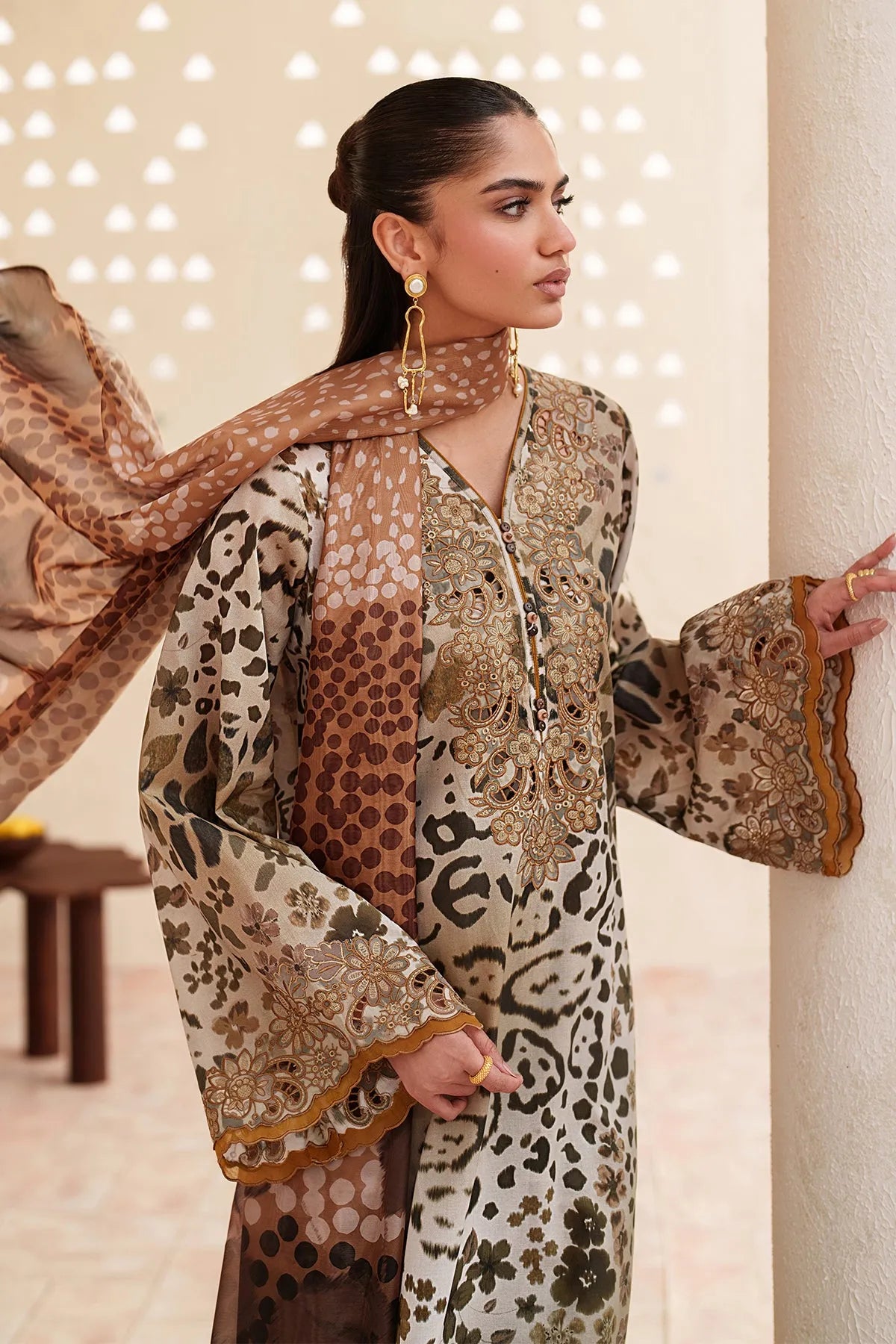 Baroque Summer RTW '26 - Embroidered Lawn F-4408
