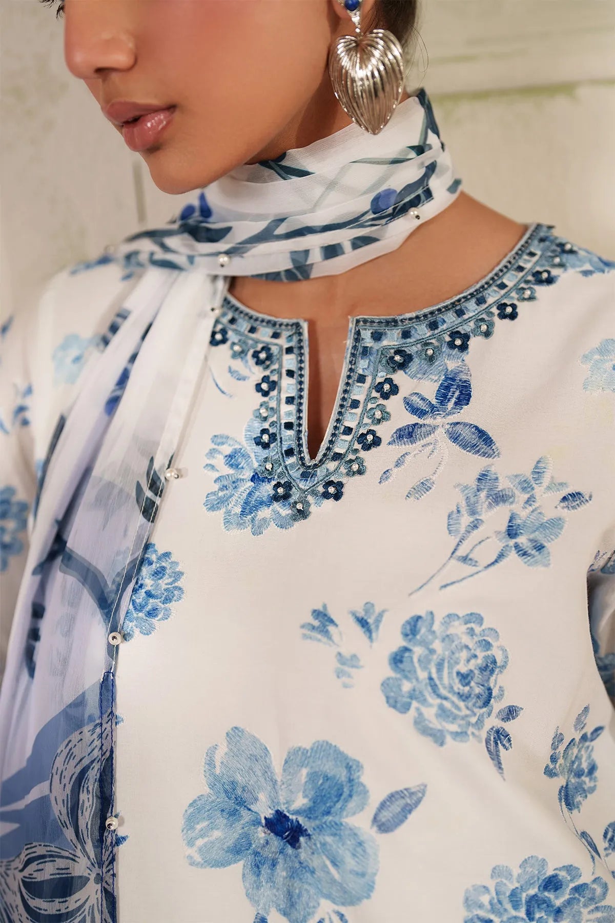 Baroque Summer RTW '26 - Embroidered Lawn F-4413