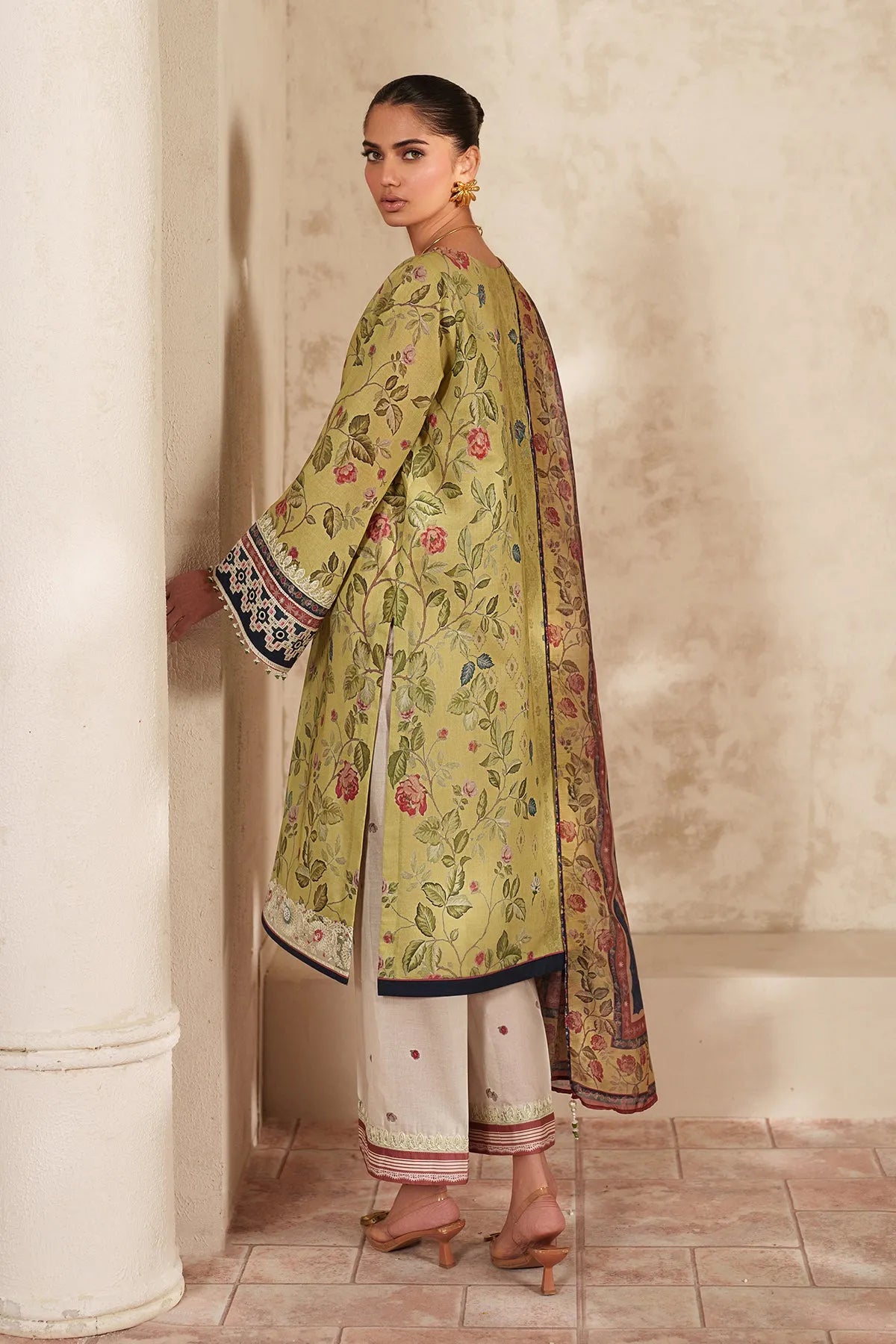 Baroque Summer RTW '26 - Embroidered Lawn F-4414