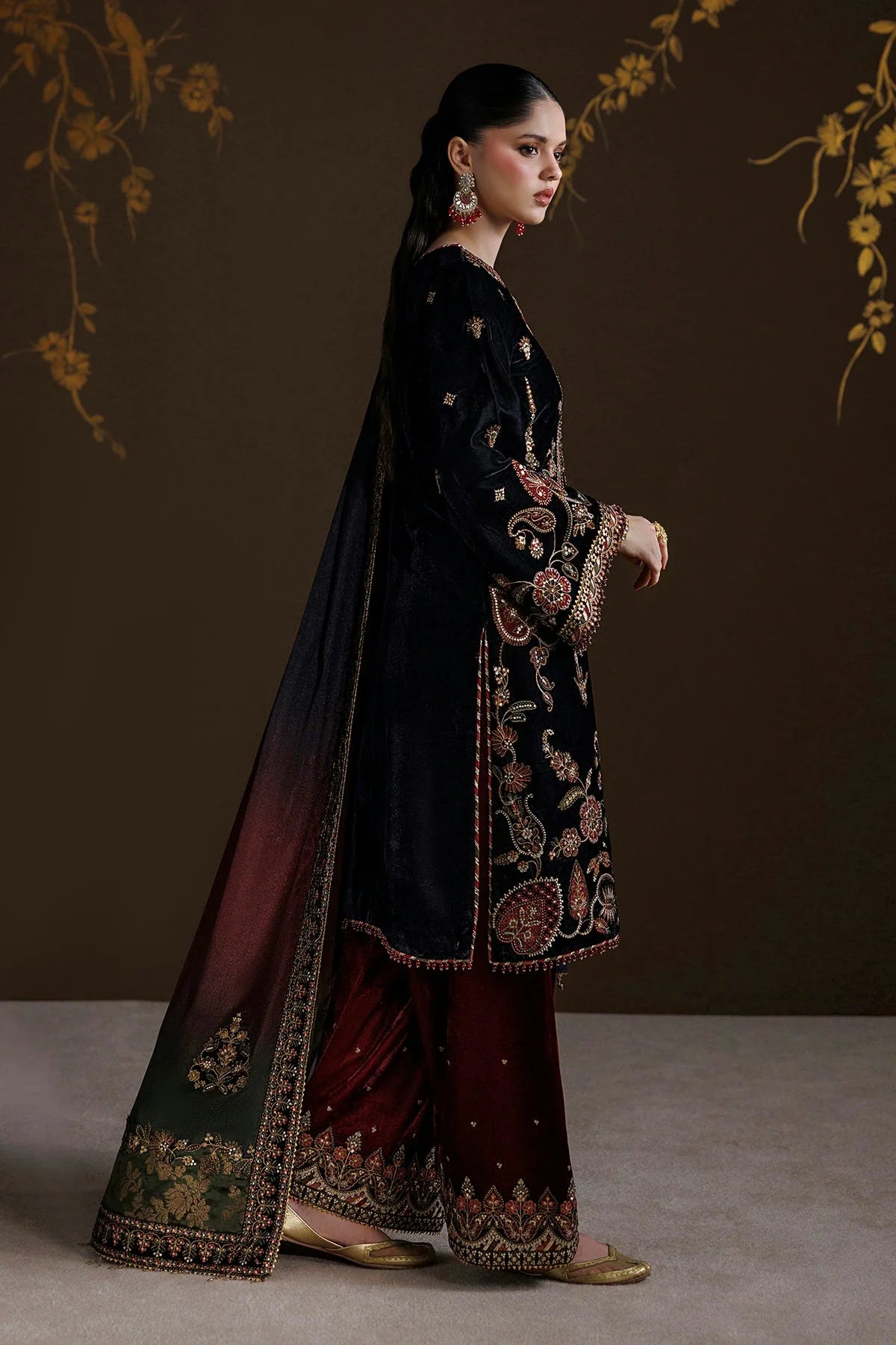 Baroque Unstitched Velvet '26 - EMBROIDERED VELVET F-4547
