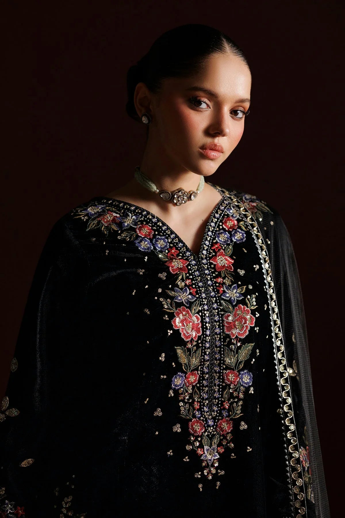Baroque Unstitched Velvet '26 - EMBROIDERED VELVET F-4552