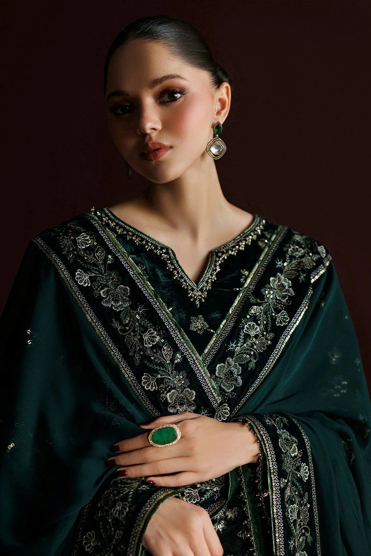 Baroque Unstitched Velvet '26 - EMBROIDERED VELVET F-4554