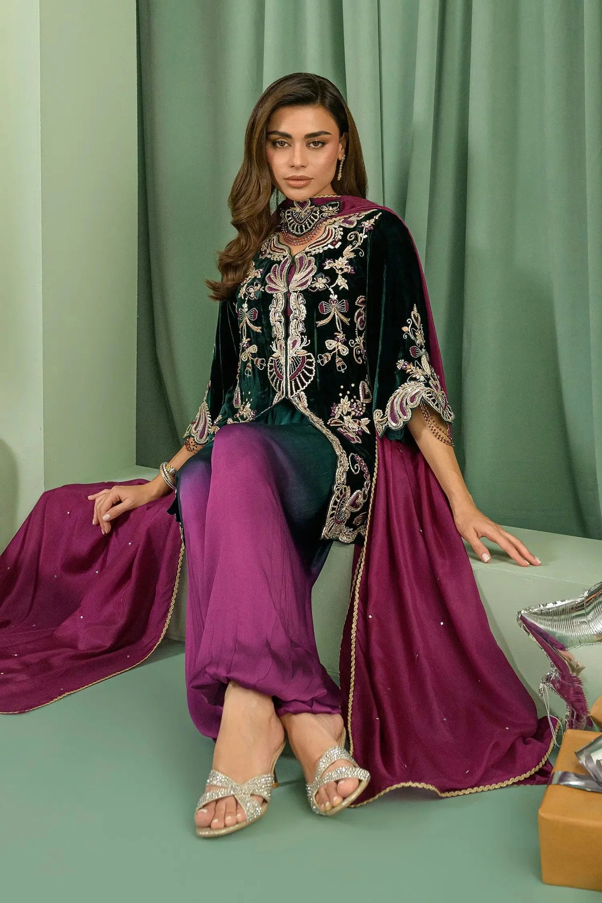 Flairs Studio Lustre The Velvet Glow '26 - Emerald Eclair