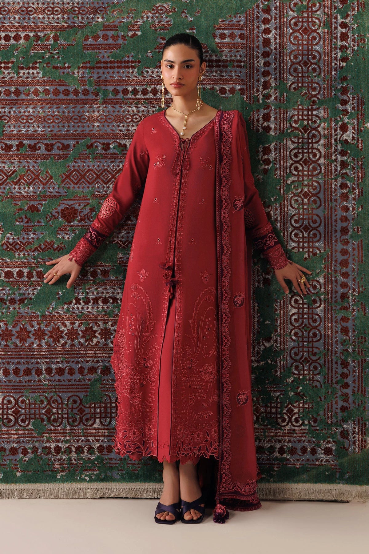 QLW-03 ZAIRA Qalamkar - Qline Linen '26