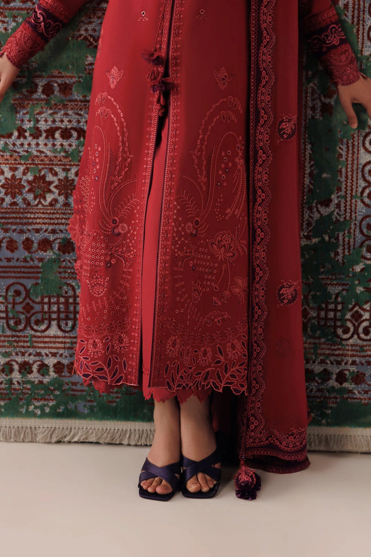 QLW-03 ZAIRA Qalamkar - Qline Linen '26