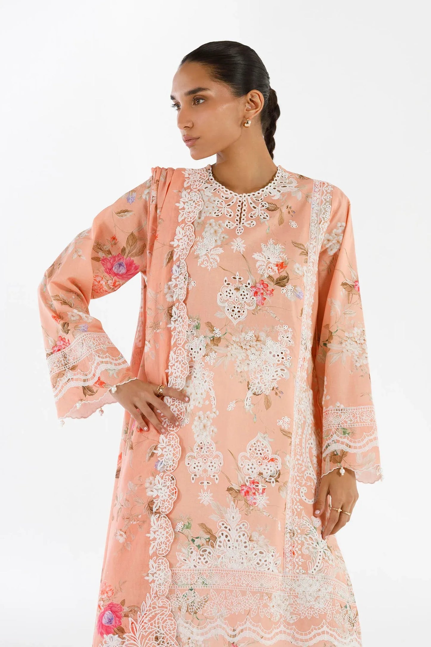 Sana Safinaz Eid Edit '26 - Stitched Embroidered Lawn Suit | Ss26sge425p3
