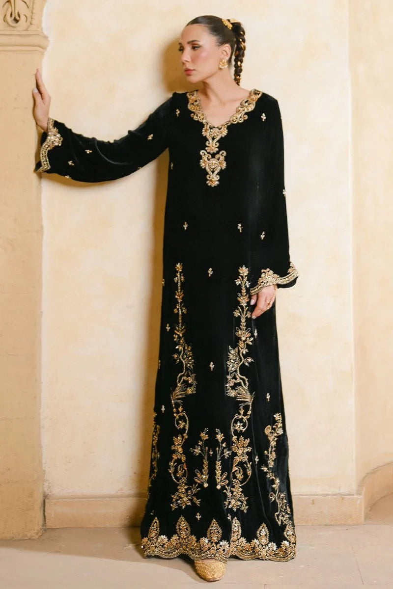Ansab Jahangir Qissa Luxury Velvets '26 - Khumar Kaftan
