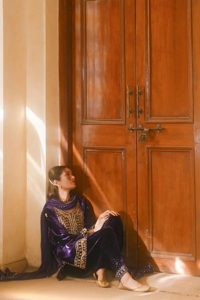 Ansab Jahangir Qissa Luxury Velvets '26 - Gul e jaan Shirt And Dupatta