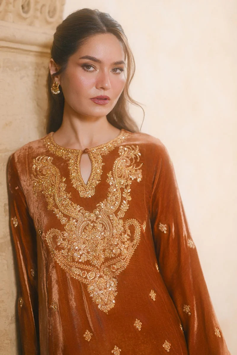 Ansab Jahangir Qissa Luxury Velvets '26 - Gulnoor Kaftan