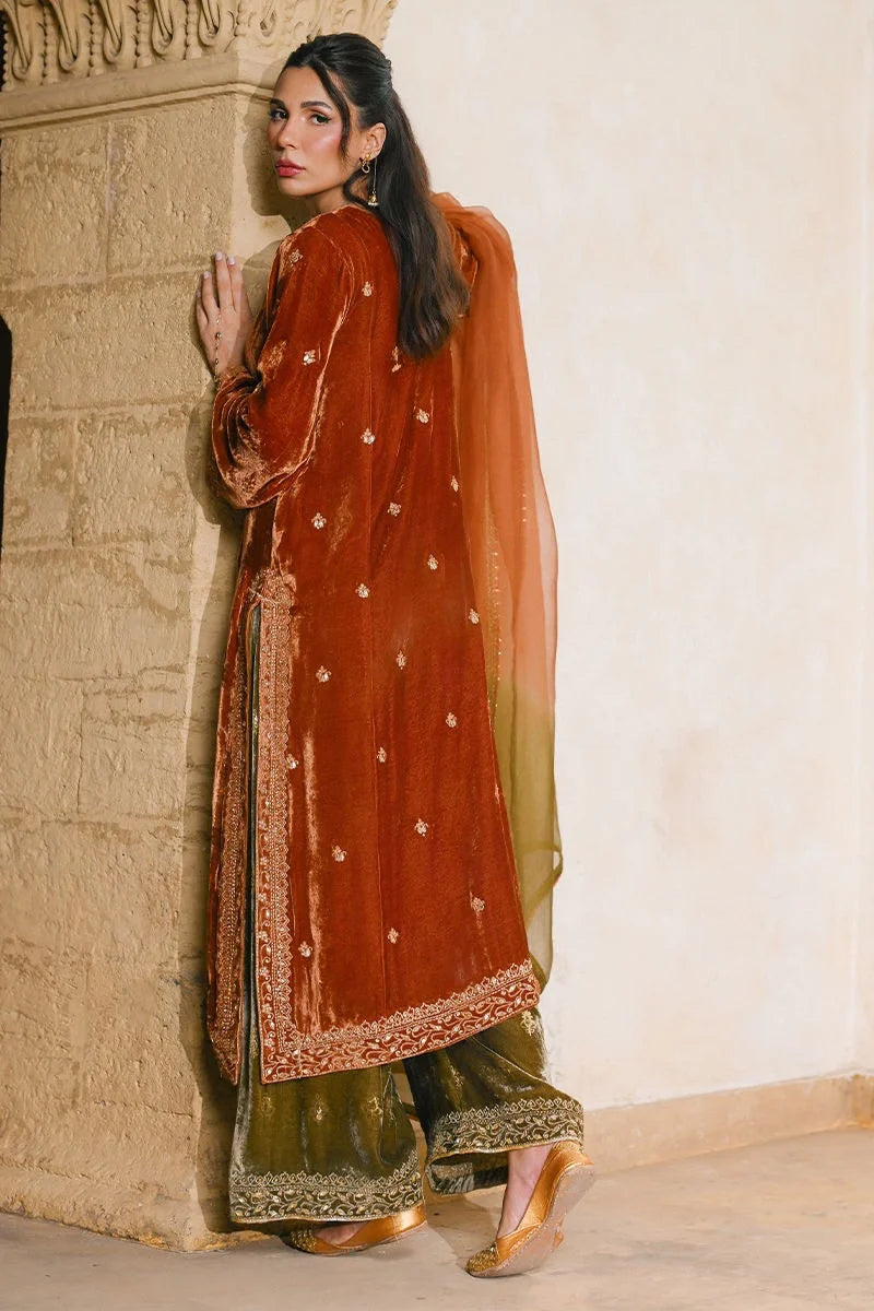 Ansab Jahangir Qissa Luxury Velvets '26 - Qissa Shirt And Dupatta