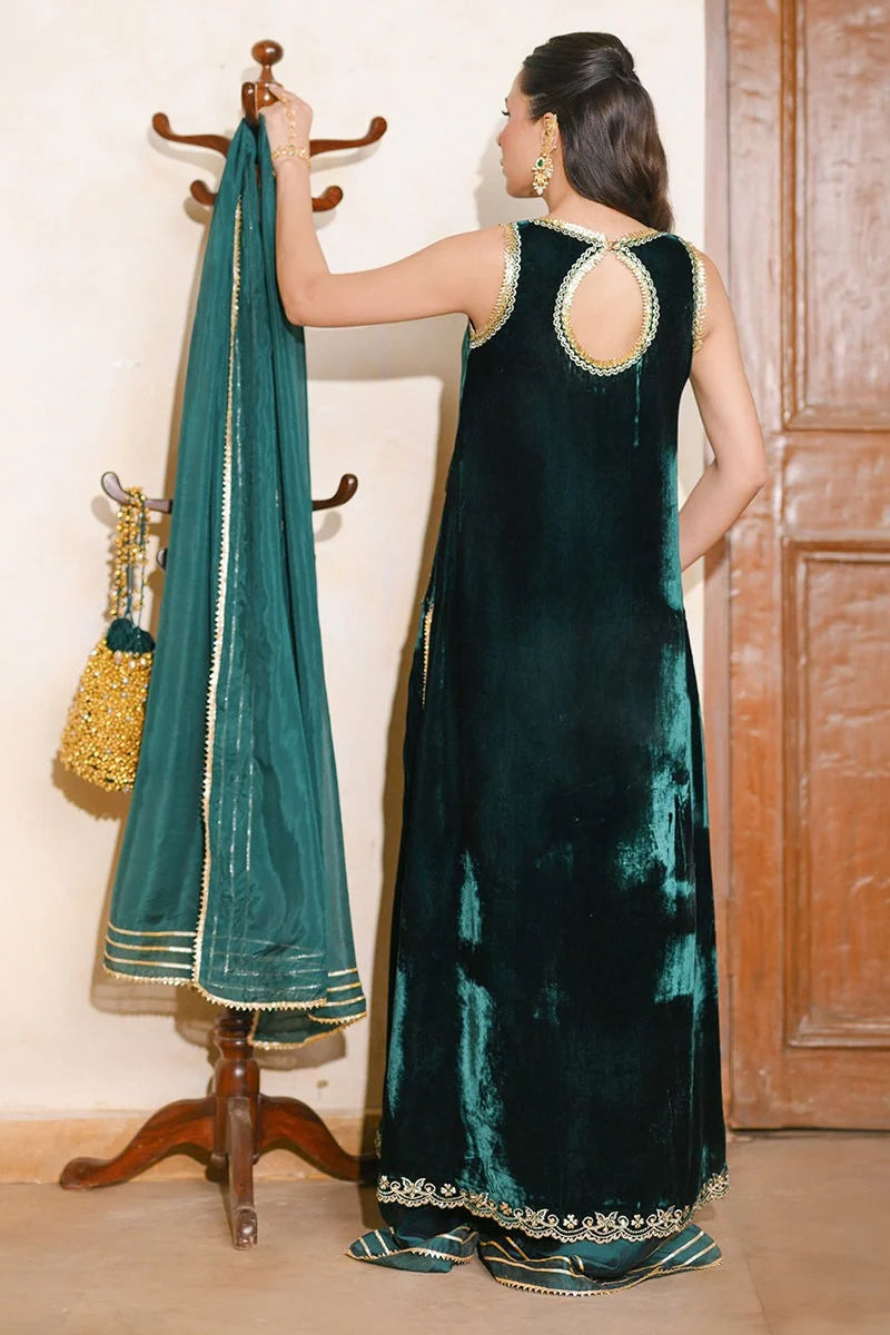 Ansab Jahangir Qissa Luxury Velvets '26 - Leher Angarkha And Dupatta