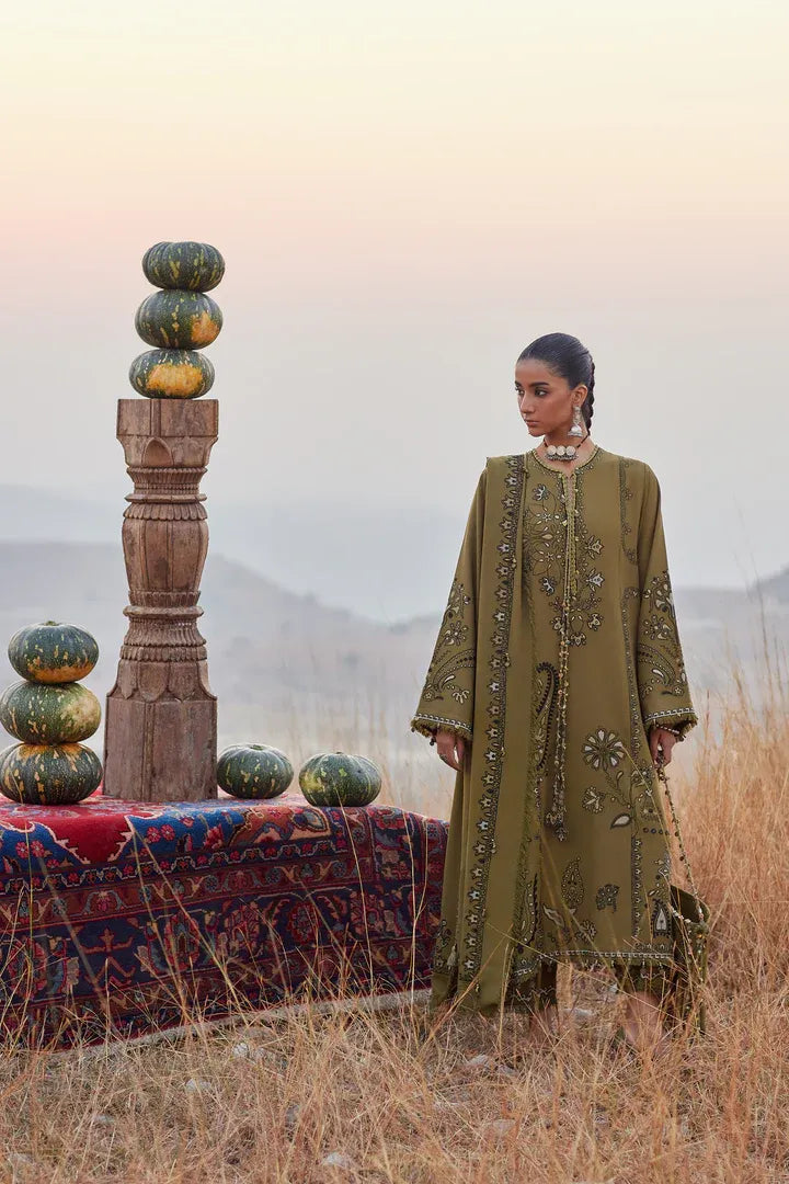 Zaha Winter '25 - Nayra (ZW25-07)