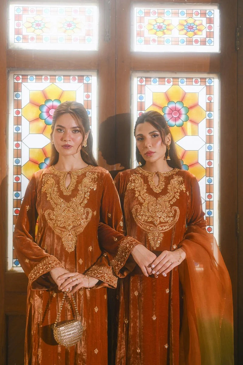 Ansab Jahangir Qissa Luxury Velvets '26 - Qissa Shirt And Dupatta