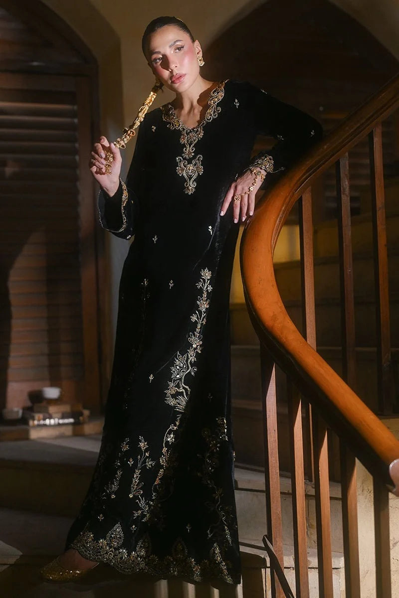 Ansab Jahangir Qissa Luxury Velvets '26 - Khumar Kaftan