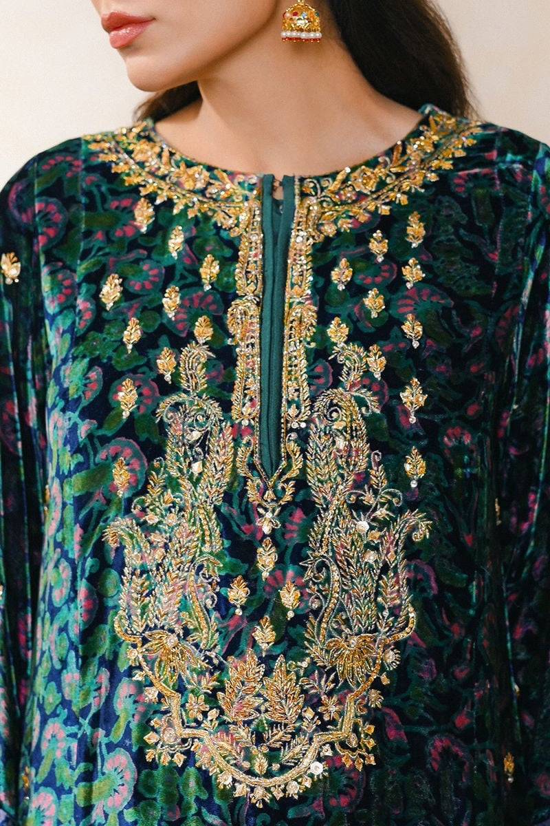 Ansab Jahangir Qissa Luxury Velvets '26 - Shafaq Shirt And Dupatta