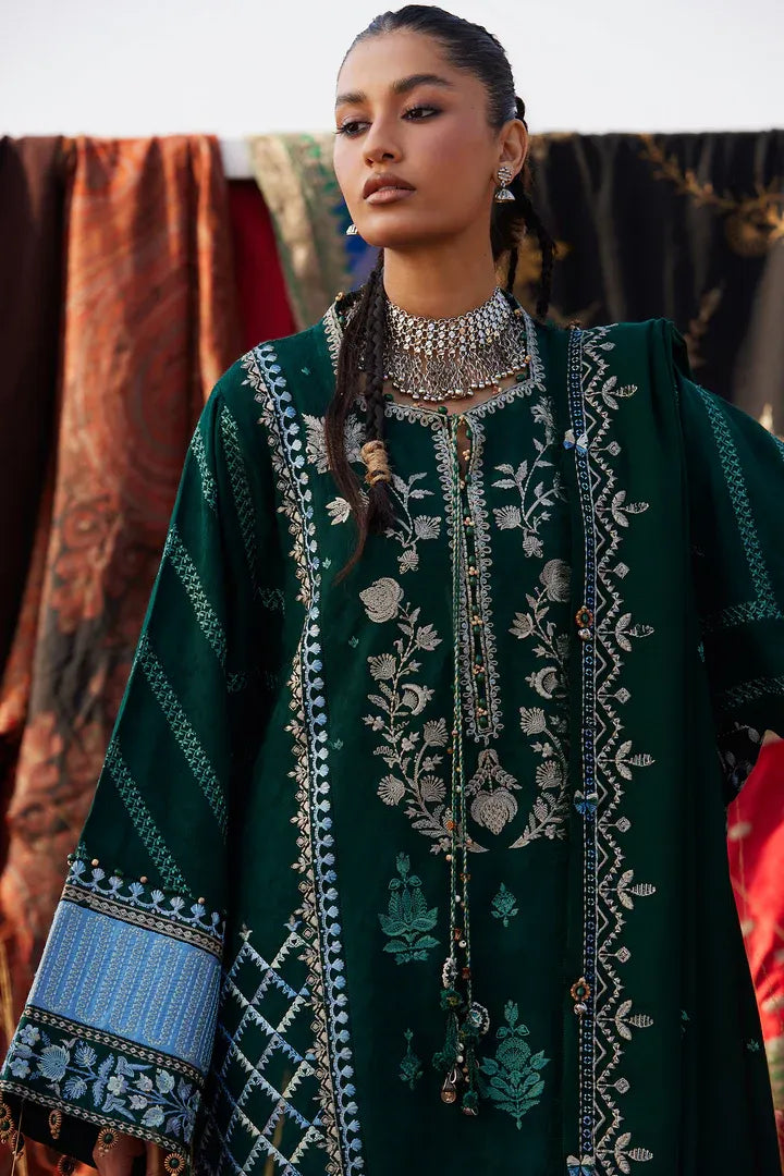 Zaha Winter '25 - Yasmin (ZW25-09)