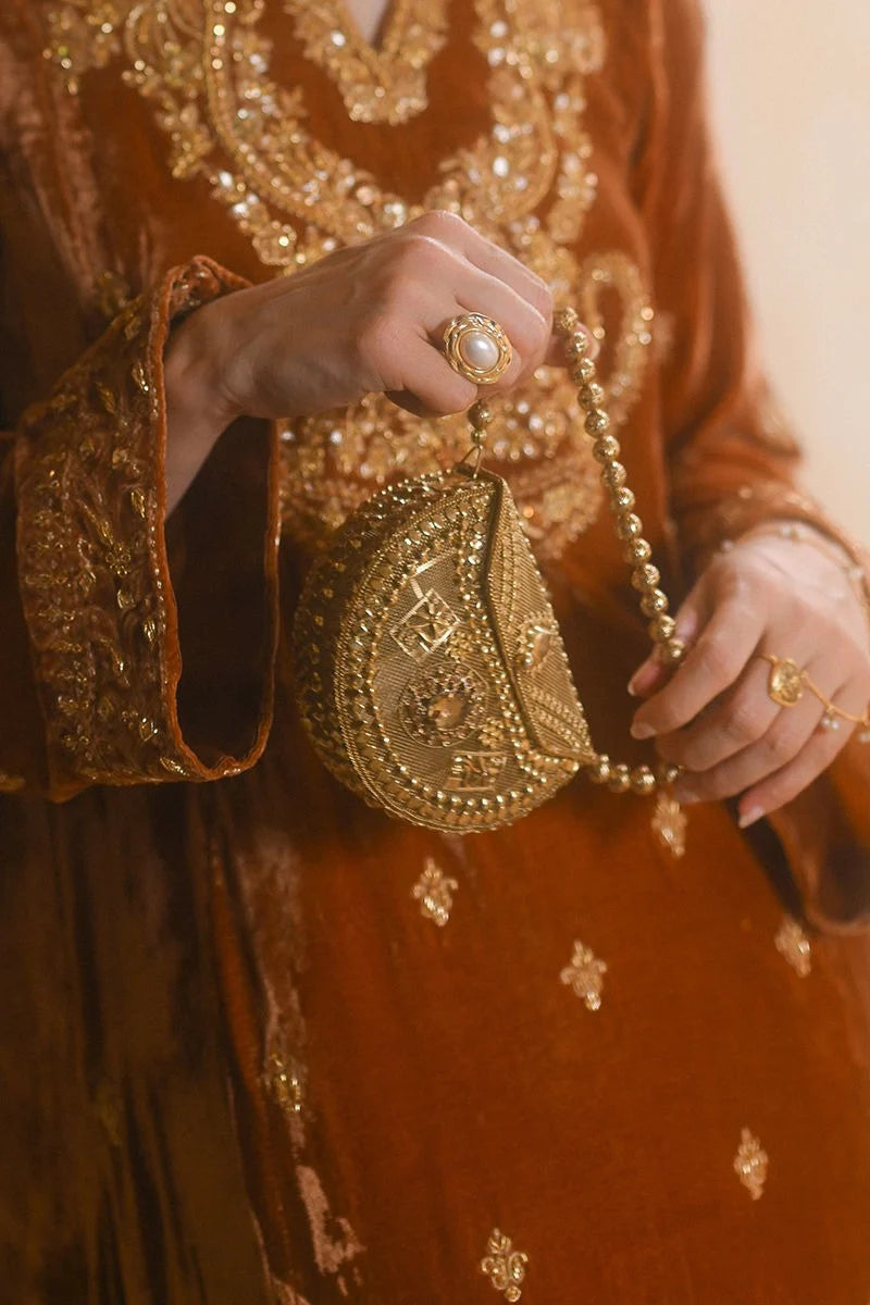 Ansab Jahangir Qissa Luxury Velvets '26 - Gulnoor Kaftan