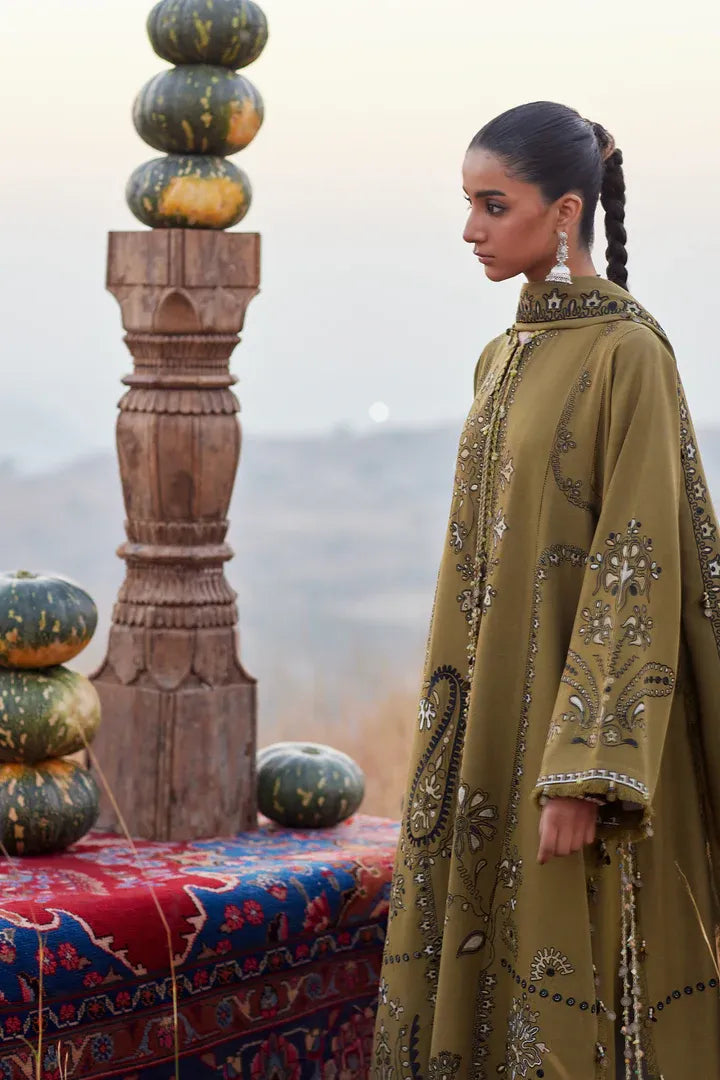 Zaha Winter '25 - Nayra (ZW25-07)