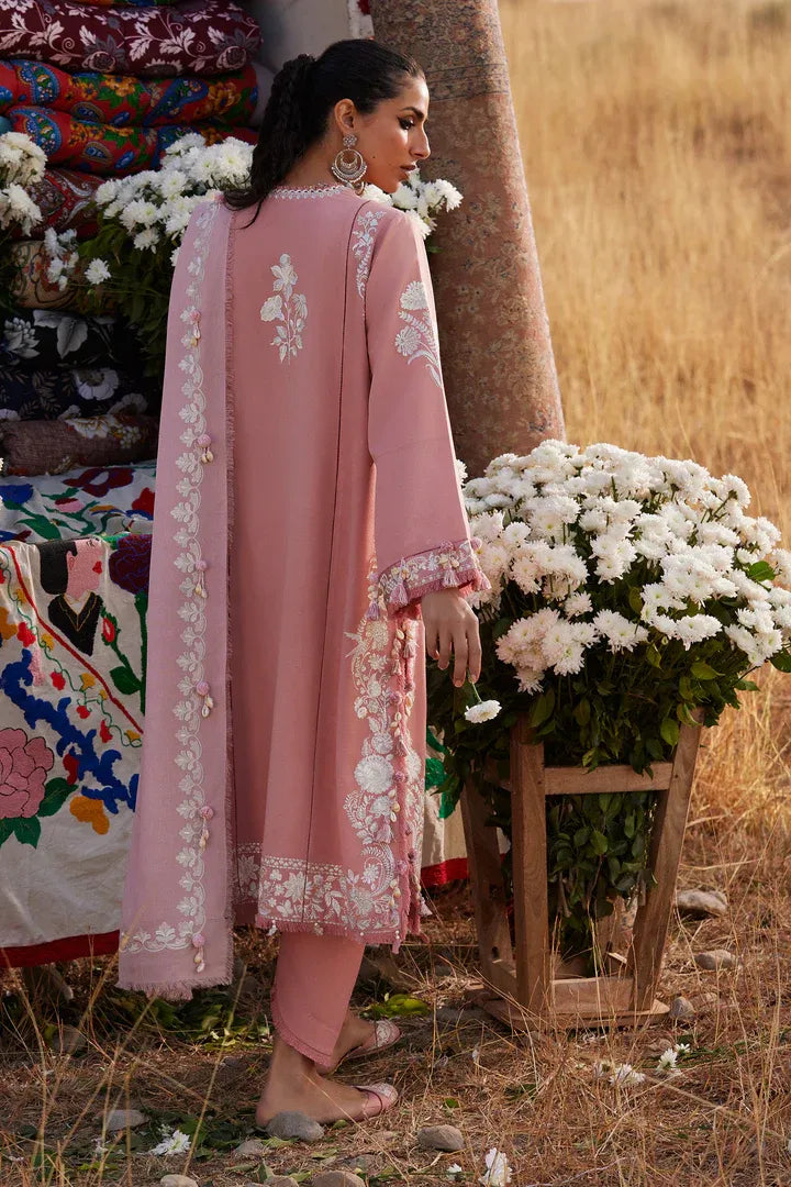 Zaha Winter '25 - Nira (ZW25-05)